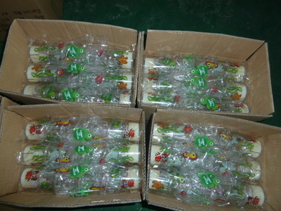 工廠定制促銷禮品吸管杯 環(huán)保卡通設(shè)計(jì)，專業(yè)制造